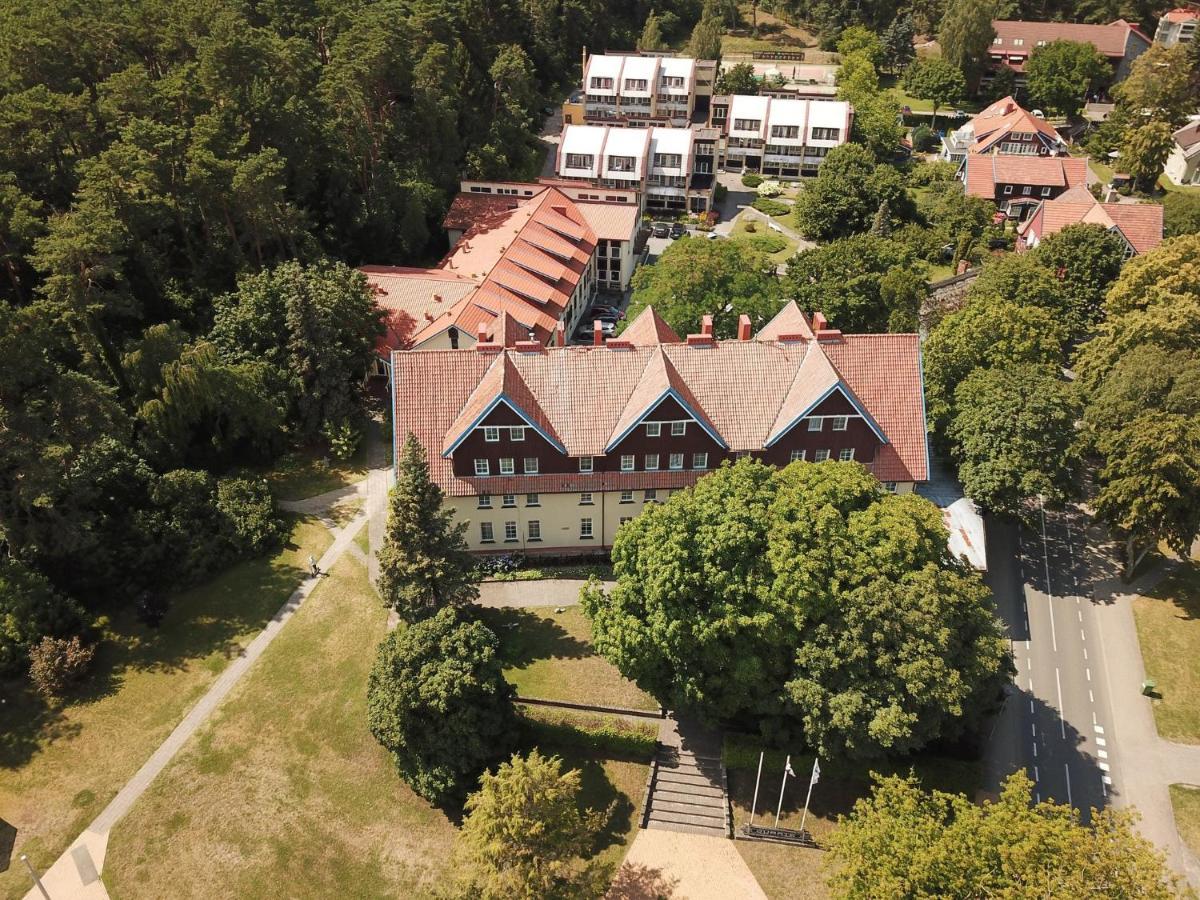 Hotel Jurate Нида Экстерьер фото